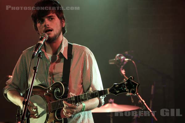 MUMFORD AND SONS - 2010-02-21 - PARIS - La Maroquinerie - 